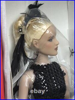 16 Tonner Fashion Doll Antoinette Dramatic Elegant Blonde Black Gown New NRFB