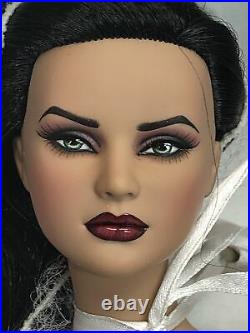 16 Tonner OOAK Steela by Lisa Gates of Dazzle'em Repaints Ball Jointed Amazing