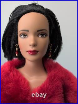 16 Tonner Tyler Wentworth Doll 2005 Radical Red Elegant Red Fur Sequin Dress #A