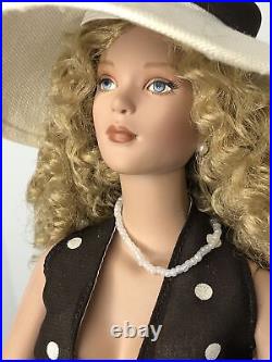 16 Tonner Tyler Wentworth Doll Blonde Curly Hair Pretty Woman Inspired Dress #T