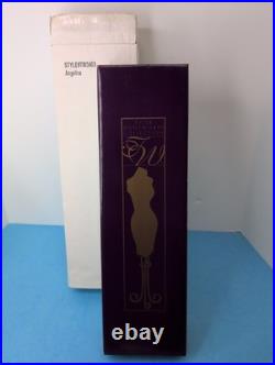 16 Tonner Tyler Wentworth Doll Chase Model Angelina In Miami Beach Beauty WithBox