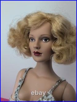 16 Tonner Tyler Wentworth Doll Chicago Roxie FAO Schwartz Renee With Tag #T