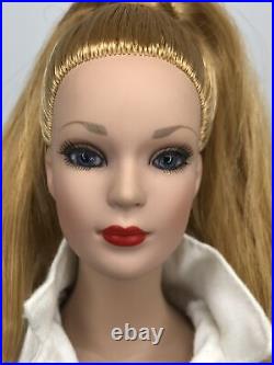 16 Tonner Tyler Wentworth Doll Customized With Inserted Blue Glass Eyes Blonde #U