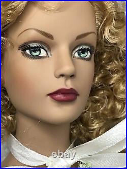 16 Tonner Tyler Wentworth Doll Envy Beautiful Blonde Curls Green Gown MIB