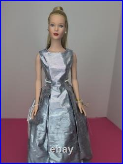 16 Tonner Tyler Wentworth Doll Millennium Ball Blonde Silver Gown With Tag #K