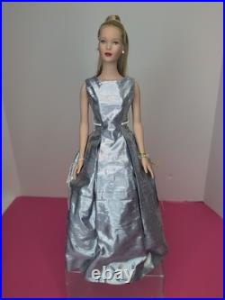 16 Tonner Tyler Wentworth Doll Millennium Ball Blonde Silver Gown With Tag #K