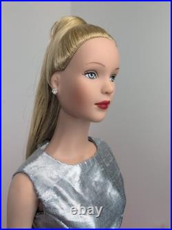 16 Tonner Tyler Wentworth Doll Millennium Ball Blonde Silver Gown With Tag #K