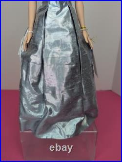 16 Tonner Tyler Wentworth Doll Millennium Ball Blonde Silver Gown With Tag #K