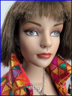 16 Tonner Tyler Wentworth Doll Mosaic Modern Sydney Chase Brunette With Tag #T