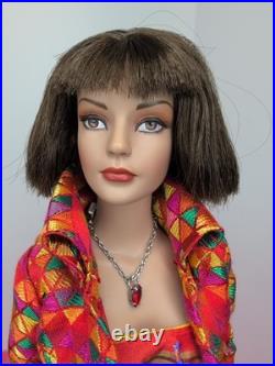 16 Tonner Tyler Wentworth Doll Mosaic Modern Sydney Chase Brunette With Tag #T