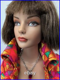 16 Tonner Tyler Wentworth Doll Mosaic Modern Sydney Chase Brunette With Tag #T