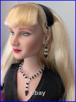16 Tonner Tyler Wentworth Doll Spiderman 3 Gwen Stacy Blonde Original #K