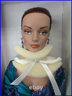 16 Tonner Tyler Wentworth Doll Sydney Chase 24 KT In Dragonfly Ball Outfit