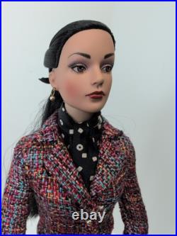 16 Tonner Tyler Wentworth Doll Sydney Chase Debut 1st Black Hair Tweed Suit #U