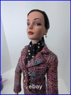 16 Tonner Tyler Wentworth Doll Sydney Chase Debut 1st Black Hair Tweed Suit #U