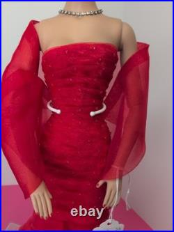 16 Tonner Tyler Wentworth Doll Sydney Chase Holiday Gala Brunette #u