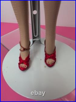 16 Tonner Tyler Wentworth Doll Sydney Chase Holiday Gala Brunette #u