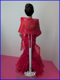 16 Tonner Tyler Wentworth Doll Sydney Chase Holiday Gala Brunette #u