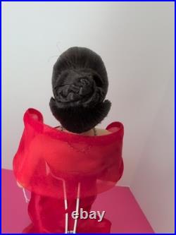 16 Tonner Tyler Wentworth Doll Sydney Chase Holiday Gala Brunette #u