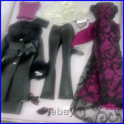 16 Tonner Tyler Wentworth Doll Weekend in Washington DC Brunette Gift Set