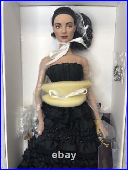 16 Tonner Tyler Wentworth Fashion Doll Angelina Mystique Black Hair MIB U3