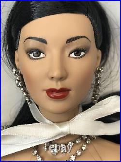 16 Tonner Tyler Wentworth Fashion Doll Carrie Ready To Wear Mystique With Box #U