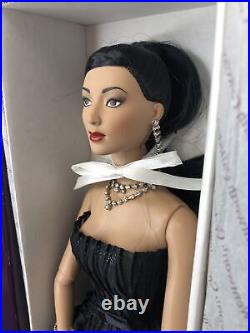 16 Tonner Tyler Wentworth Fashion Doll Carrie Ready To Wear Mystique With Box #U