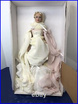 16 Tonner Tyler Wentworth Fashion Doll Dreams Elegant Blonde Braids MIB #U