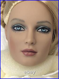 16 Tonner Tyler Wentworth Fashion Doll Dreams Elegant Blonde Braids MIB #U