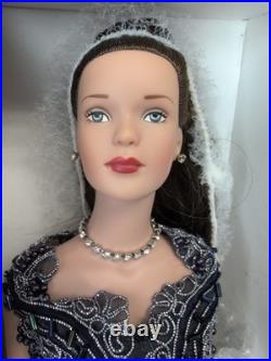 16 Tonner Tyler Wentworth Fashion Doll Santa Fe Art With Card & Pin With Box #U