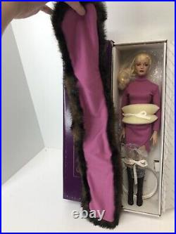 16 Tonner Tyler Wentworth Fashion Doll Sydney Chase Focus On Fashion With Box