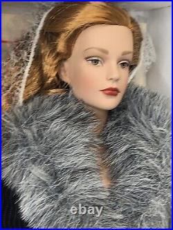 16 Tonner Tyler Wentworth Fashion Doll Sydney Chase Mover & Shaker Redhead MIB