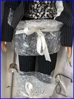 16 Tonner Tyler Wentworth Fashion Doll Sydney Chase Mover & Shaker Redhead MIB