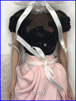 16 Tonner Tyler Wentworth Fashion Doll Theatre De La Mode Elegant Blonde MIB