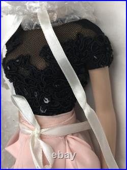 16 Tonner Tyler Wentworth Fashion Doll Theatre De La Mode Elegant Blonde MIB
