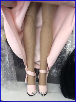 16 Tonner Tyler Wentworth Fashion Doll Theatre De La Mode Elegant Blonde MIB