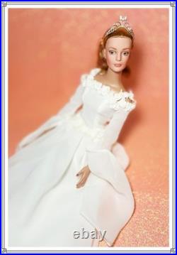 16 Tonner Tyler Wentworth Sydney Ready to Wear Copper Ponytail Fashion Doll