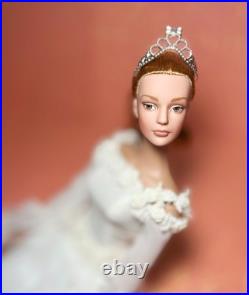 16 Tonner Tyler Wentworth Sydney Ready to Wear Copper Ponytail Fashion Doll