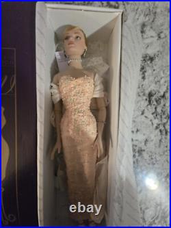 16 Tyler Wentworth Savoir Faire Sydney Doll & Outfit