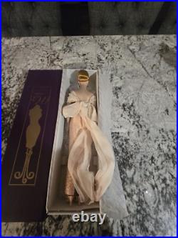 16 Tyler Wentworth Savoir Faire Sydney Doll & Outfit