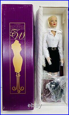 16 Tyler Wentworth Signature Style A R Brunette Tonner Fashion Doll MIB