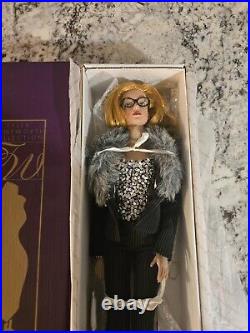 16 Tyler Wentworth Sydney ChaseMover & Shaker TW3203 TonnerDoll in Box