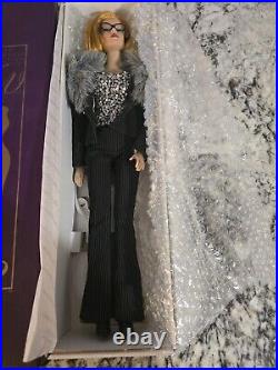 16 Tyler Wentworth Sydney ChaseMover & Shaker TW3203 TonnerDoll in Box