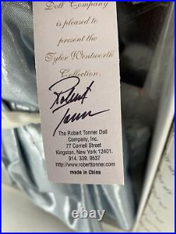 1999 Tonner Tyler Wentworth Millennium Ball 16 Doll MIB #99804. AUTOGRAPHED