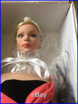 2-Day Sale Robert Tonner Tyler Wentworth Masquerade LE 325 Convention Doll RARE