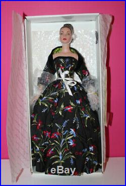 2001 MIDNIGHT GARDEN 16 TYLER WENTWORTH Robert Tonner Doll Black Floral Gown
