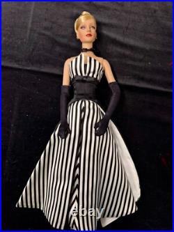 2001 Tonner Doll 16 Tyler Wentworth Black & White Ball Sydney Original Box 2001 Tonner Doll 16 Tyler Wentworth Black & White Ball Sydney Original Box