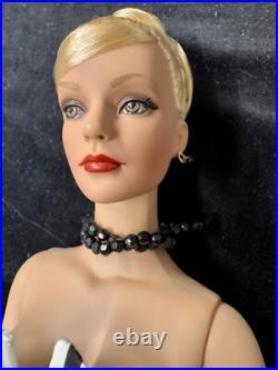 2001 Tonner Doll 16 Tyler Wentworth Black & White Ball Sydney Original Box 2001 Tonner Doll 16 Tyler Wentworth Black & White Ball Sydney Original Box