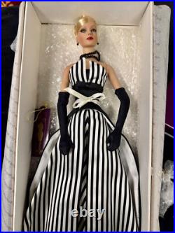 2001 Tonner Doll 16 Tyler Wentworth Black & White Ball Sydney Original Box 2001 Tonner Doll 16 Tyler Wentworth Black & White Ball Sydney Original Box