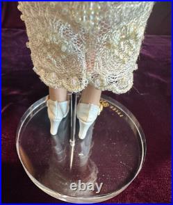 2002 Robert Tonner Tyler Wentworth HOPE 16 Fashion Doll COA -Stand- No Box